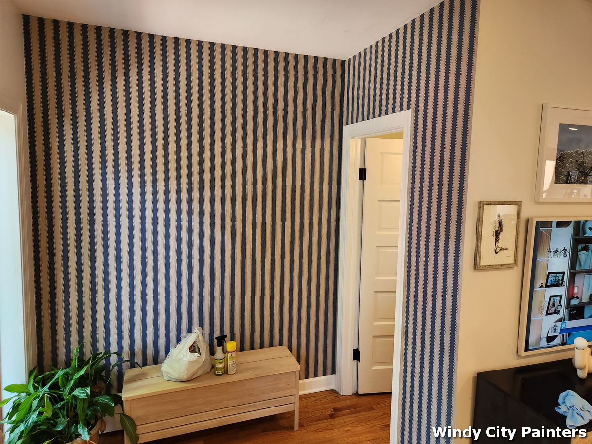 Chicago wallpaper installer. Windy City Painters. Installation.